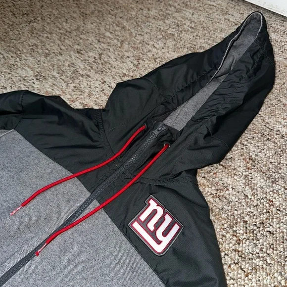 NY Giants Limited Edition Hoodie - Picture 3 of 5